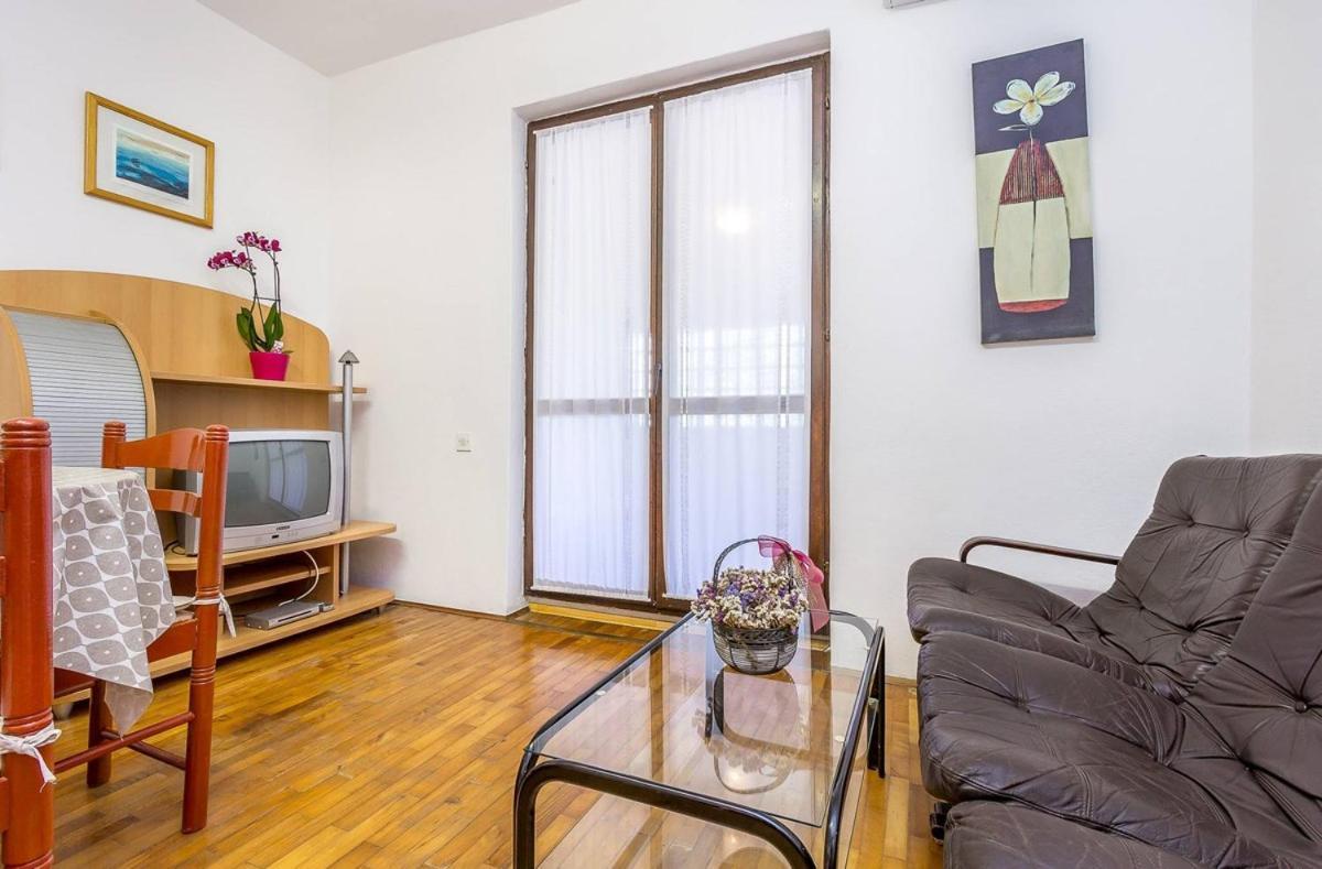 Apartments Dragica Valbandon 外观 照片