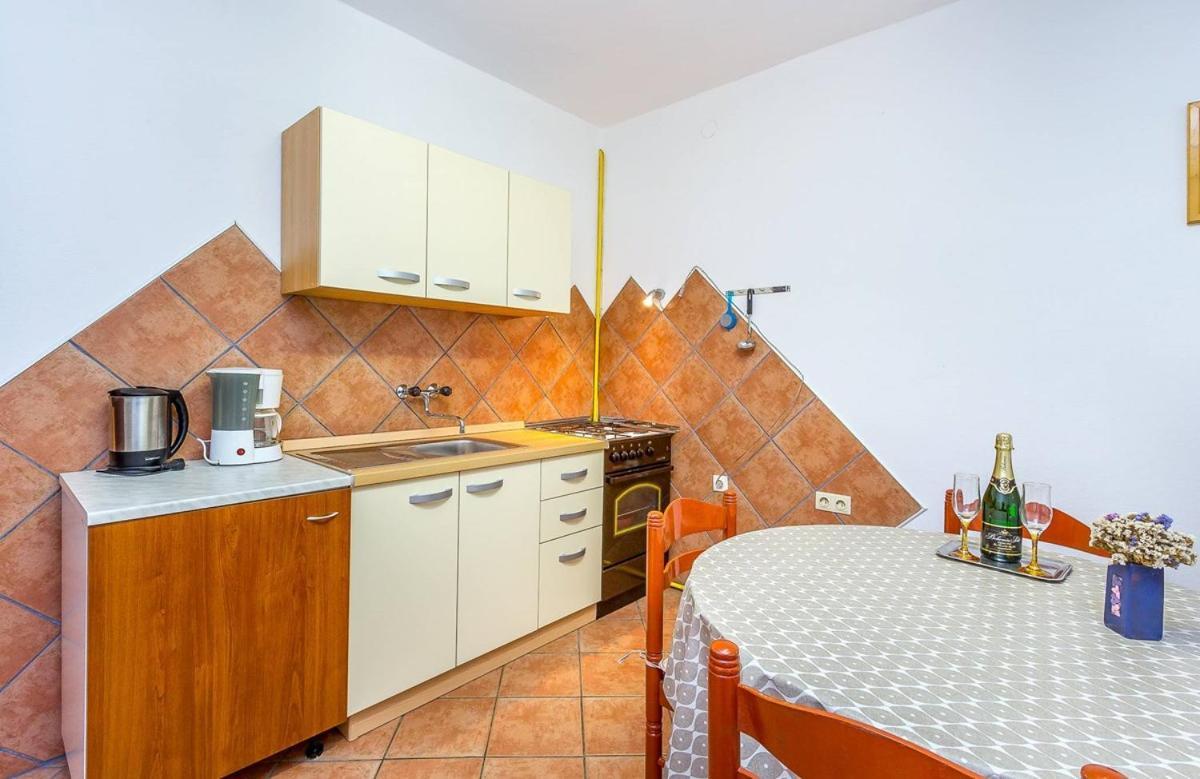 Apartments Dragica Valbandon 外观 照片