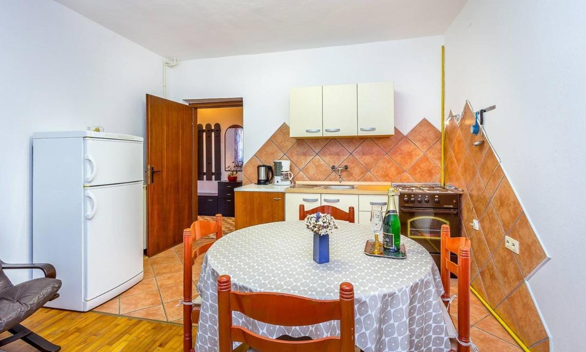 Apartments Dragica Valbandon 外观 照片