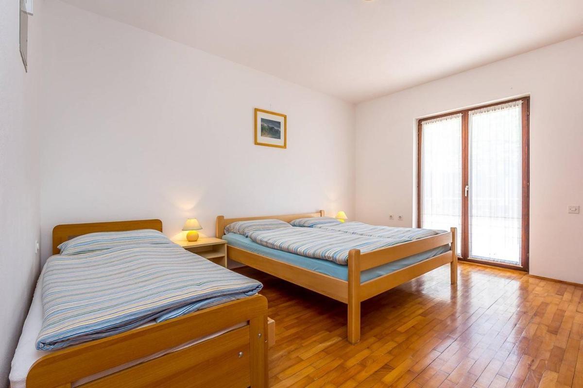 Apartments Dragica Valbandon 外观 照片