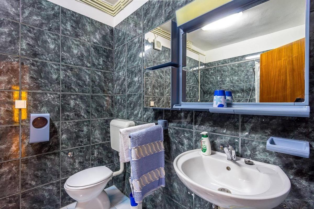 Apartments Dragica Valbandon 外观 照片